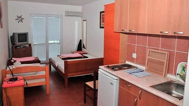trokrevetni_apartman_sutomore